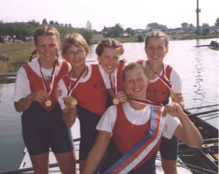 4+ dky Topolnkov rka , Bahulov Zuzana, eznkov Emilka,Skochov Jitka a Tomatkov Eva